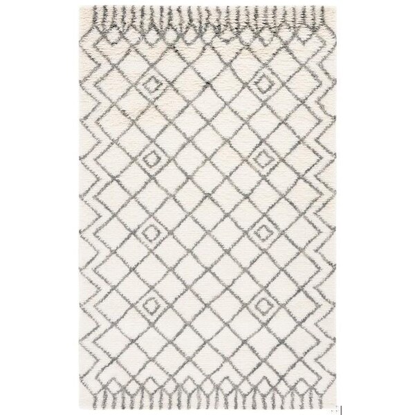 Safavieh 4 x 6 ft. Small Rectangle Casablanca Hand Tufted RugIvory & Grey CSB894C-4 - main